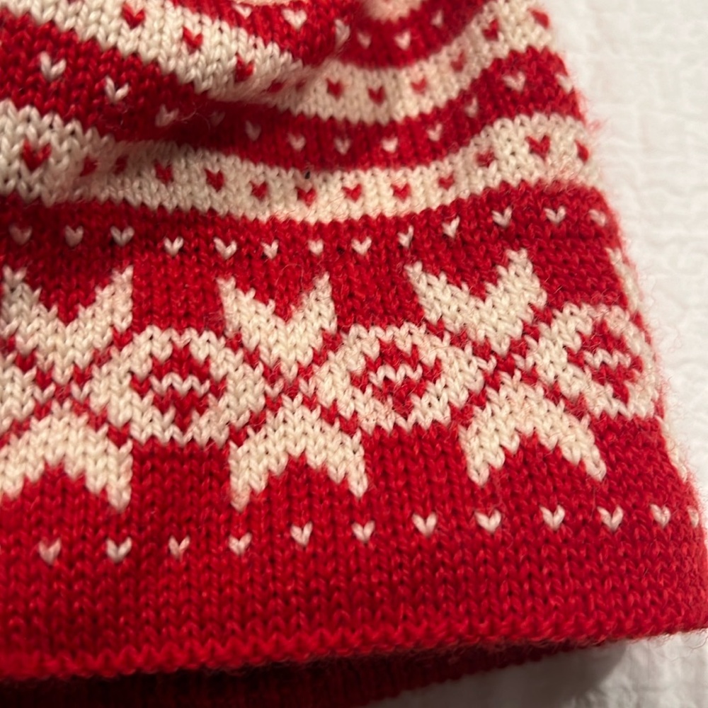 Dale of Norway Red Wool Hat - Picture 6 of 6